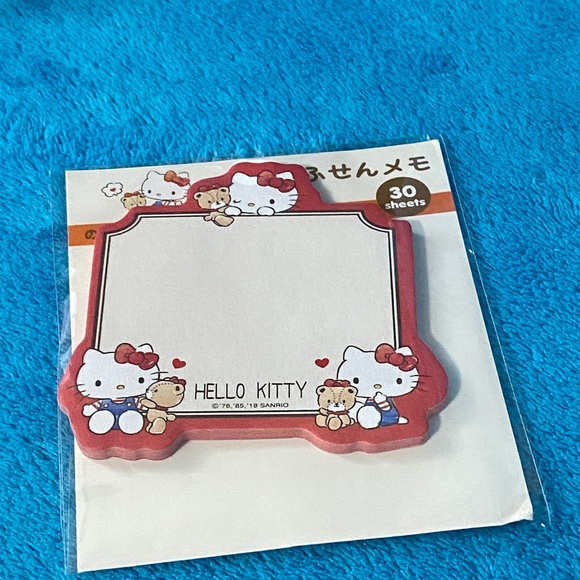 Hello Kitty Bundle - Picture 5 of 10